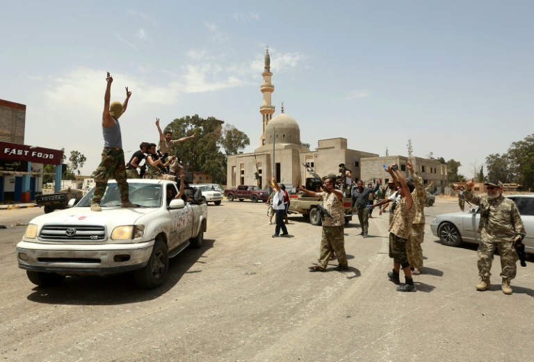 Fuerzas del gobierno toman última posición de Haftar en el oeste de Libia