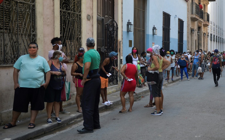 Debilatada por la pandemia, Cuba pide reprogramar deuda con Club de Paris