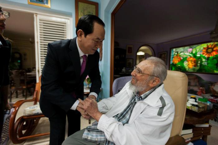 Líderes latinoamericanos lamentan muerte de Castro, destacan su influencia