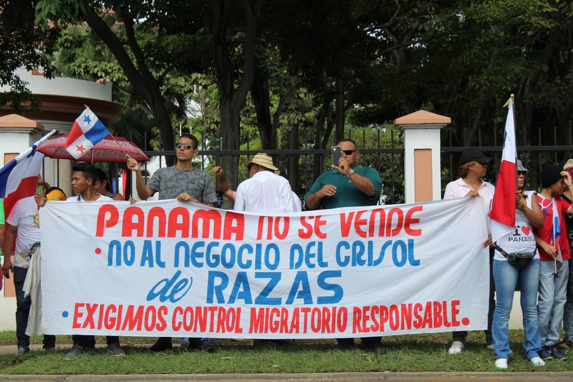 "Panamá  para los panameños", protesta contra inmigrantes en la Cinta Costera