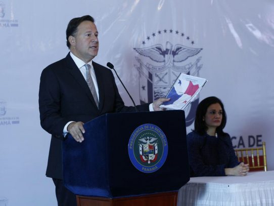 Panamá recibe informe de servicios financieros y evalúa sanciones contra Francia