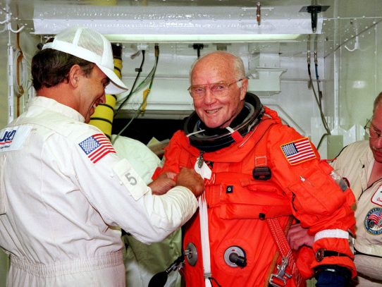Muere el legendario astronauta John Glenn a los 95 años