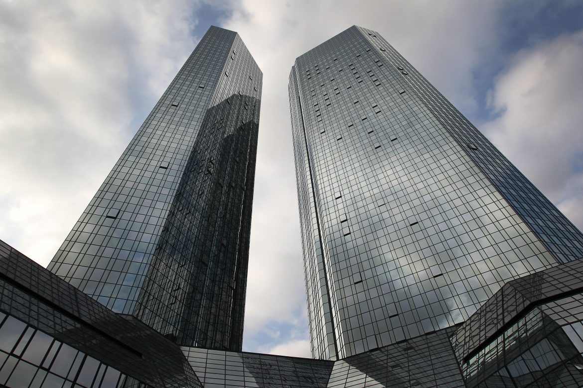 Deutsche Bank llega a acuerdo con EEUU y pagará $7 mil 200 millones