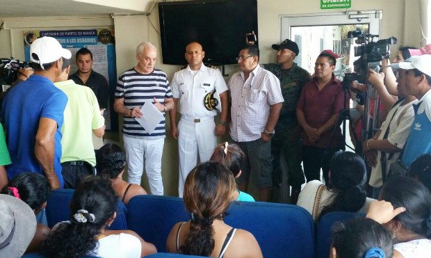 Buscan a seis hombres desaparecidos tras colisión de barcos de Ecuador y Panamá