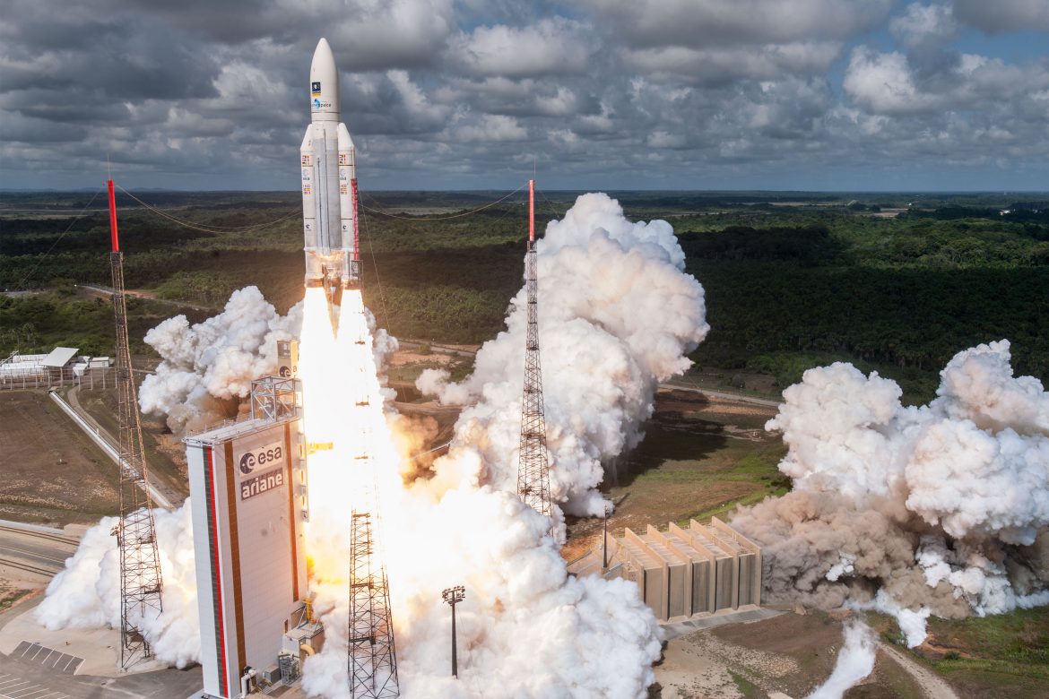 SpaceX lanza satélite de comunicación surcoreano
