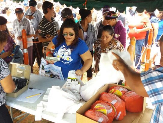 Contralor ordena auditoria a compra de jamones vendidos en "NaviFerias"
