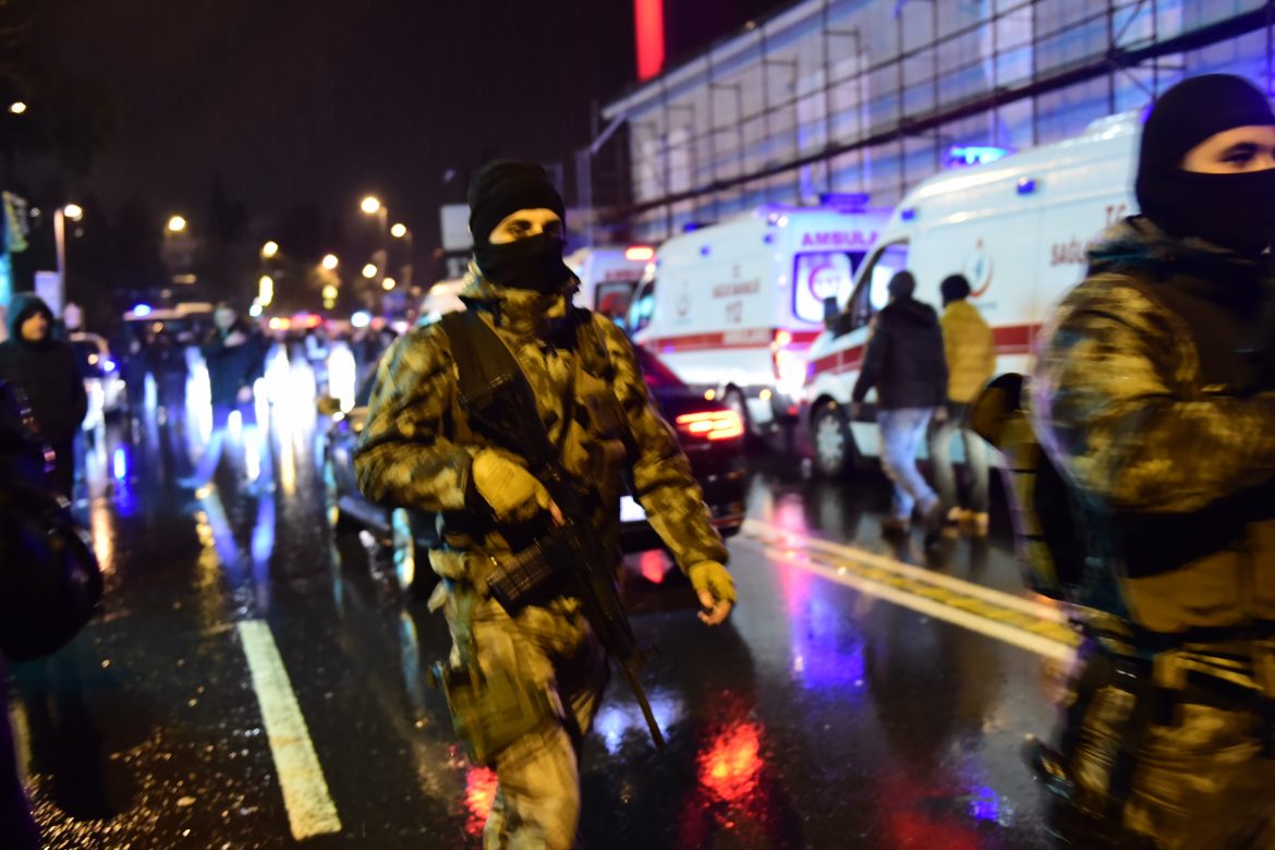 El Estado Islámico reivindica la matanza de la discoteca de Estambul