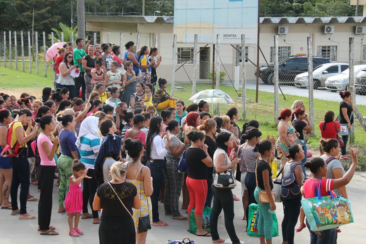 Al menos 60 muertos deja motín en cárcel brasileña