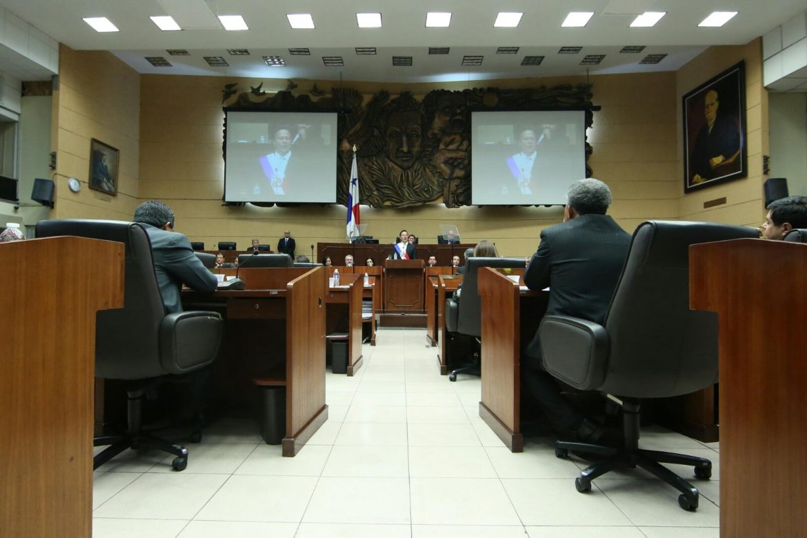 Informe de Varela e instalación de nueva fase de sesiones en la Asamblea