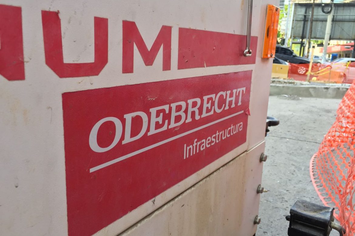 Trabajadores de la empresa Odebrecht, preocupados por sus empleos