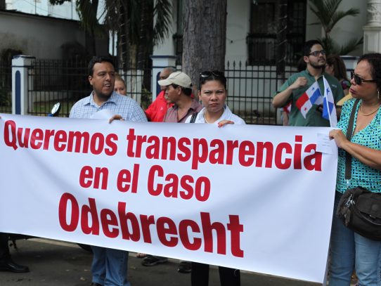 Organizaciones civiles unen voces para reclamar "transparencia" en caso Odebrecht