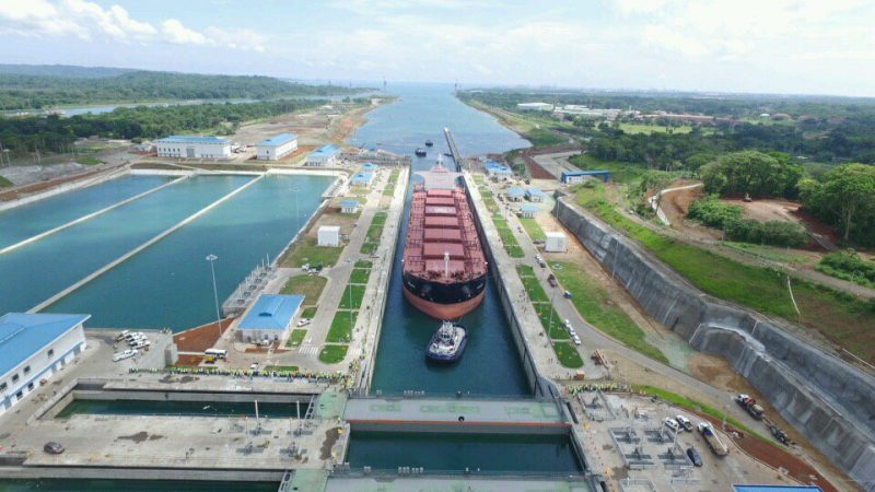 Canal de Panamá recibirá buque número mil éste domingo