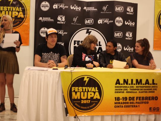 Bandas de rock latinoamericanas se toman el escenario panameño