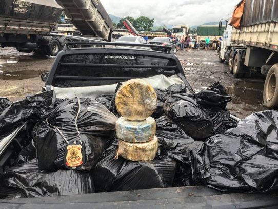 Policía de Brasil incauta seis aviones y 800 kilos de cocaína