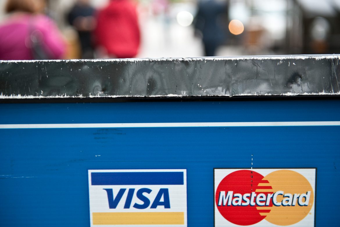 Deudas en tarjeta de crédito alcanzan los 2 mil millones de dólares en Panamá