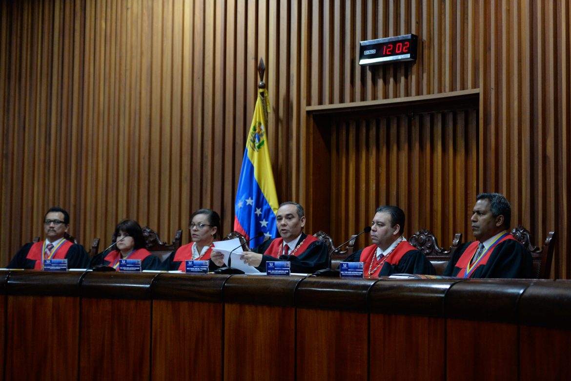 Tribunal de Venezuela niega haber disuelto funciones de Parlamento