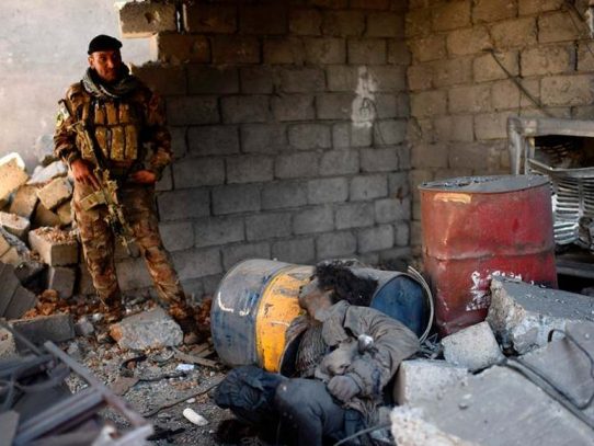 El EI "ejecuta" al menos a 15 civiles en Mosul