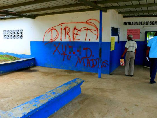 Docentes del colegio Torrijos Cárter denuncian vandalismo