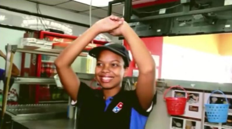El paso del ranch de Domino's Pizza se vuelve viral en Panamá