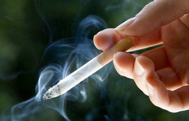 Fumar cambia células pulmonares, las prepara para desarrollar cáncer