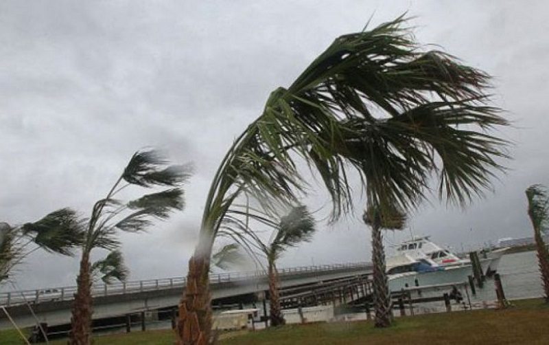 Prevén temporada de huracanes más activa de lo normal en el Atlántico