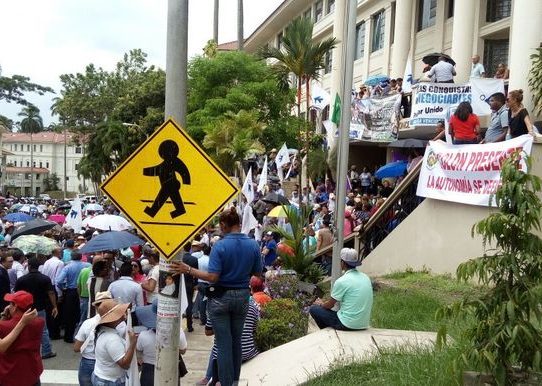 Universidad de Panamá Exige respeto a su autonomía en la CSJ