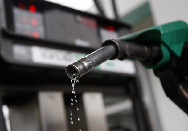 Precios en el combustible registrarán un aumento a partir de mañana viernes