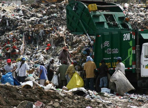 Operativo de aseo en San Miguelito avanza en puntos críticos