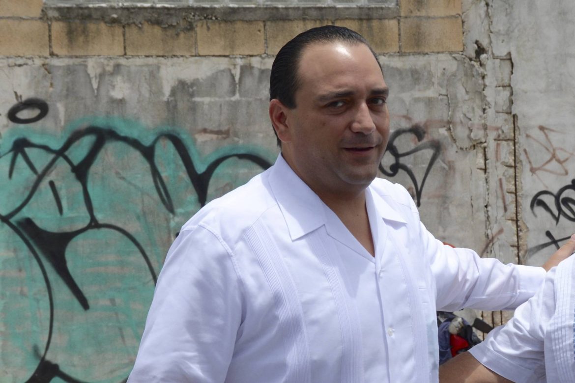 México pide extradición de exgobernador detenido en Panamá