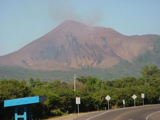 Centroamérica estudia el peligro de sus volcanes