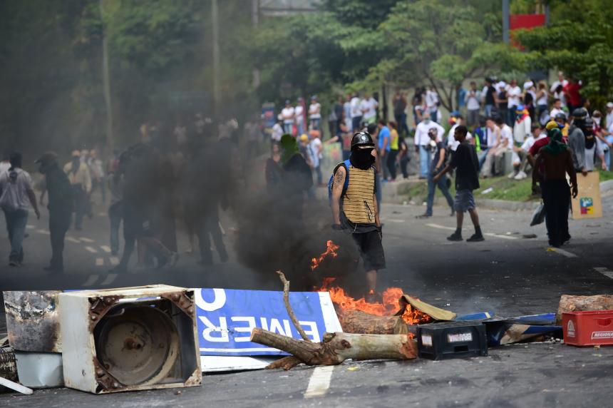 Seis muertos en violenta elección de Constituyente en Venezuela