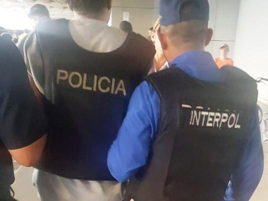Extraditan a Panamá a imputado por homicidio agravado en la provincia de Coclé
