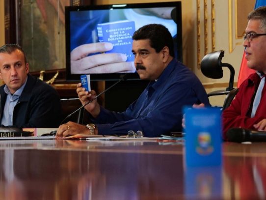 Maduro encara amenaza de mayores protestas y medidas de EEUU por Constituyente