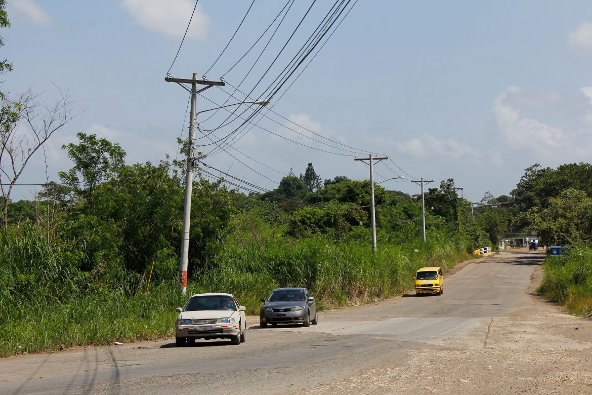 Asep detecta en Colón 800 luminarias en mal estado tras operativo