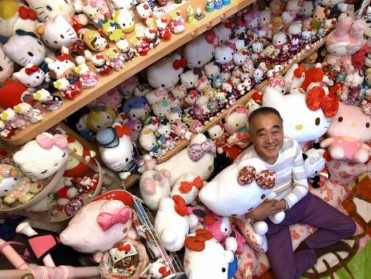 La colección Hello Kitty más grande del mundo pertenece a un ex-policía