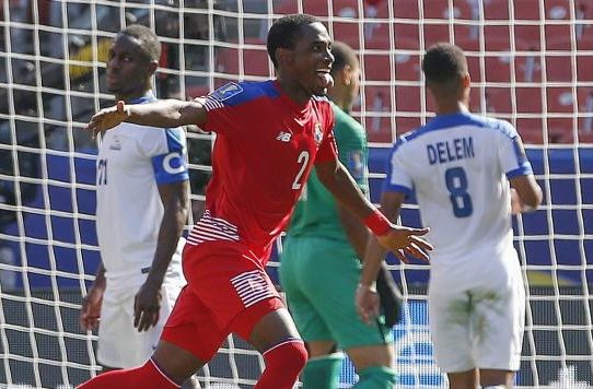 Panamá gana 3-0 a Martinica y pasa a cuartos de final de la Copa Oro