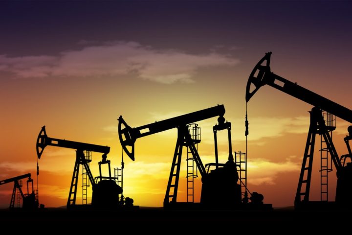 El petróleo bajó tras aumento de los stocks de EE.UU.