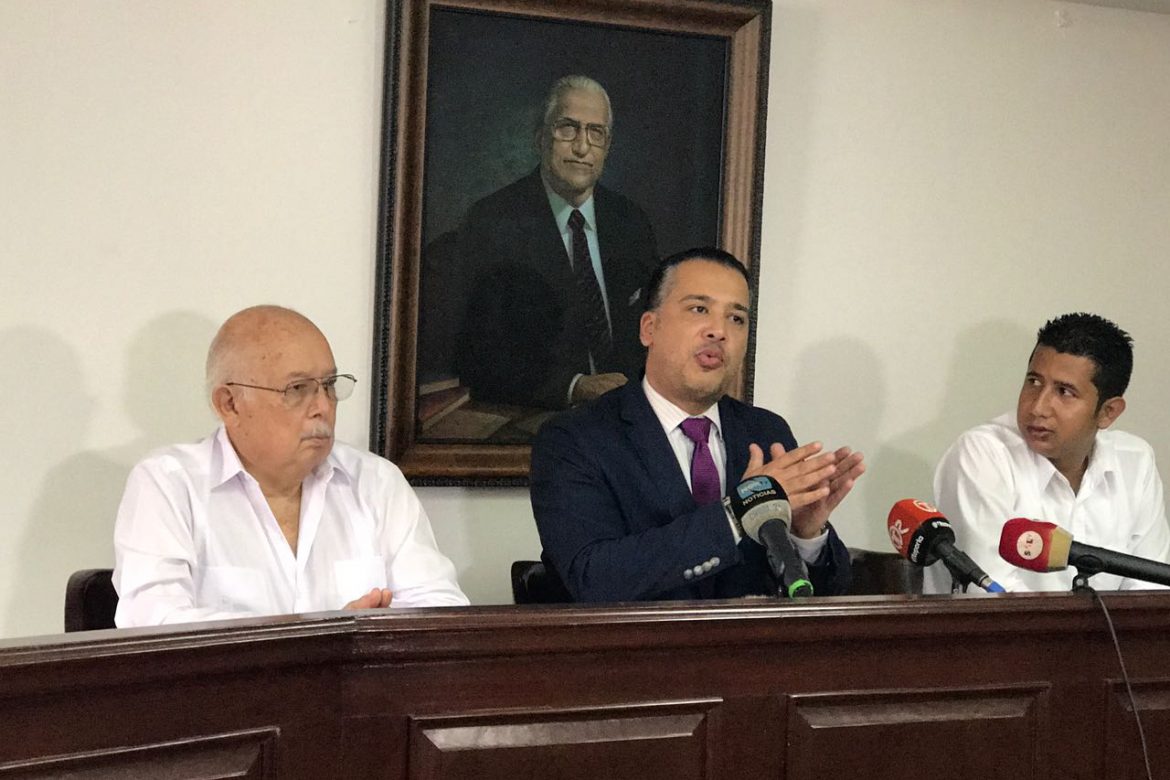 Renuncia segundo secretario de la sede diplomática de Venezuela en Panamá
