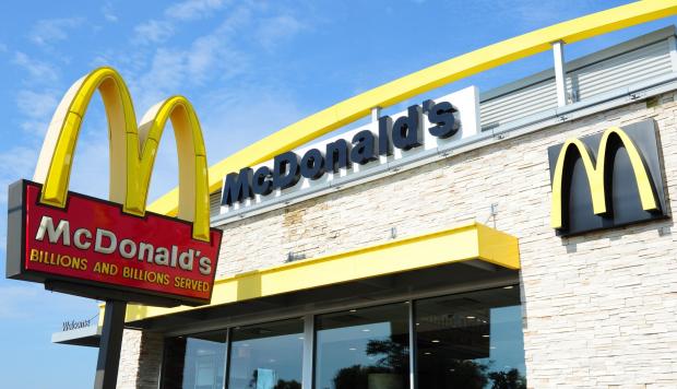 McDonald's reducirá el uso de antibióticos en su pollo