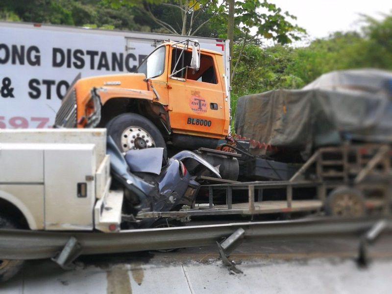 Aparatoso accidente de transito en la Vía Centenario deja un muerto