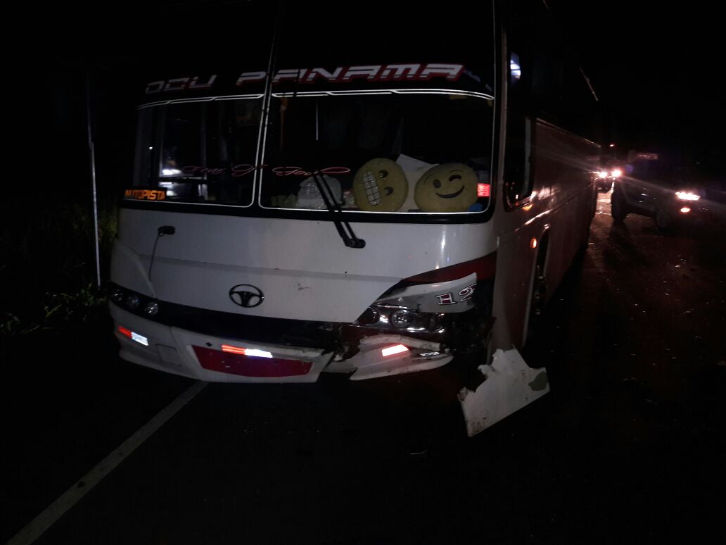 Accidente en la provincia de Coclé deja una víctima fatal y 44 heridos