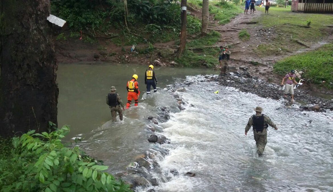 Reactivan la búsqueda de menores arrastrados por cabeza de agua en Kuna Nega