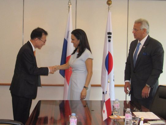 De Saint Malo pide a Agencia Coreana de Cooperación instalar sede en Panamá