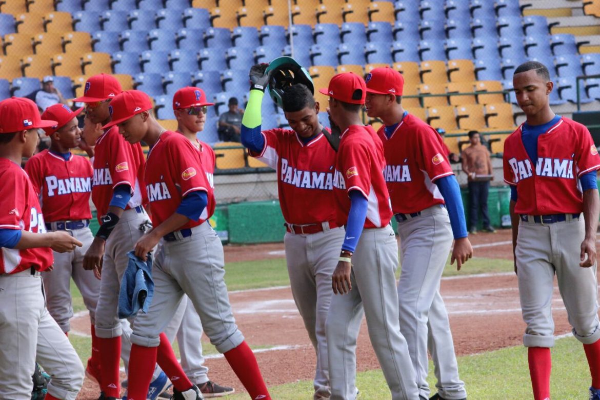 Panamá derrota por abultamiento de carreras a Argentina 35 a 0 en la categoría Sub-15