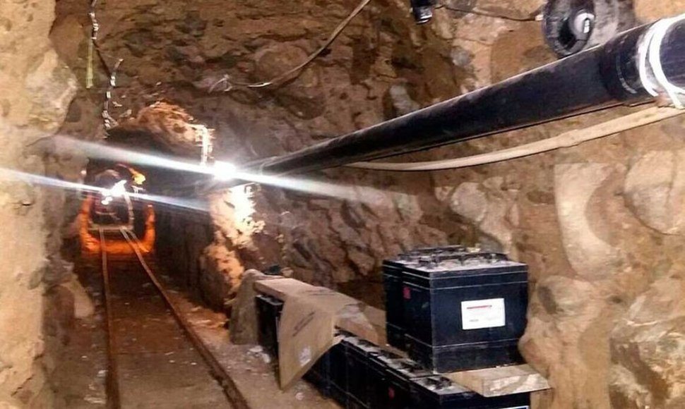 Descubren nuevo túnel clandestino que conecta México con EEUU