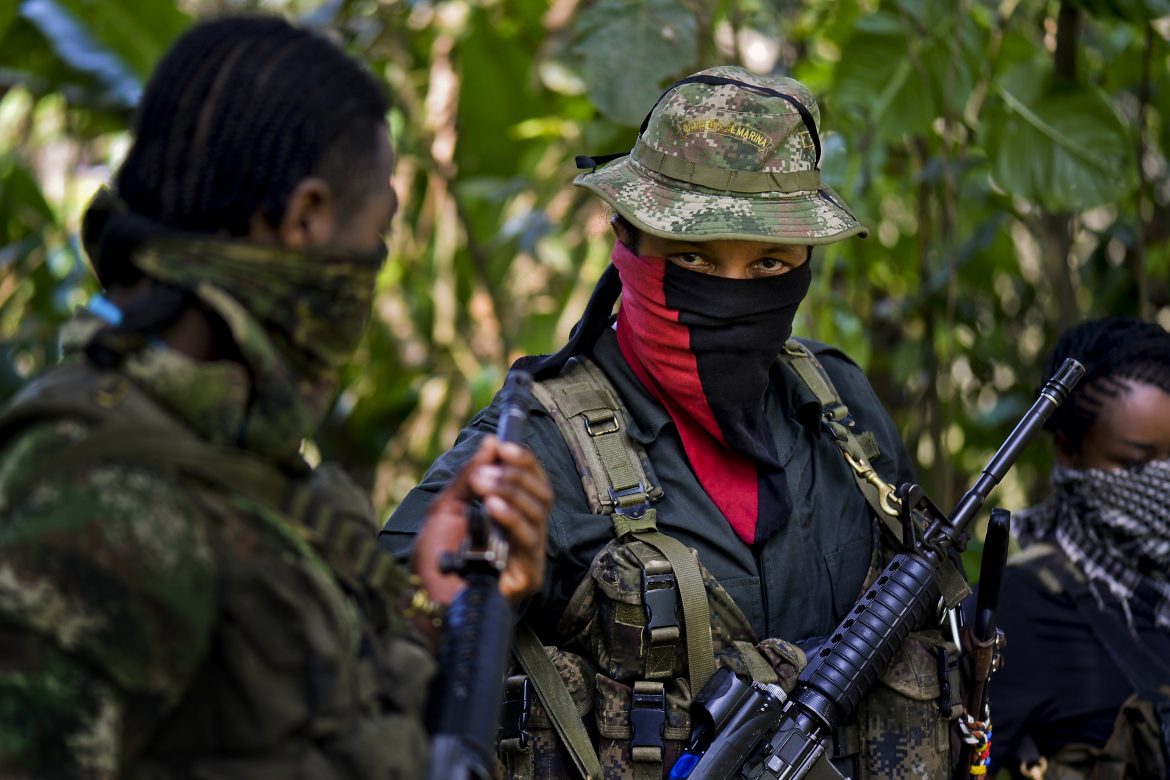 Más de 30 personas permanecen secuestradas en Colombia en medio de repunte de violencia
