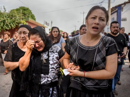 Muertos por sismo aumentan a 64 en México; Katia deja 2 víctimas más