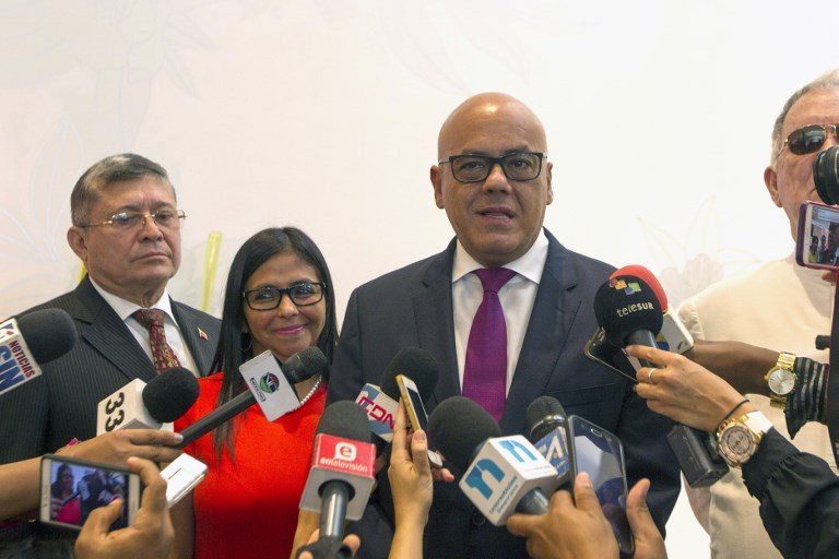 Delegados de Maduro y la oposición en Dominicana para explorar diálogo