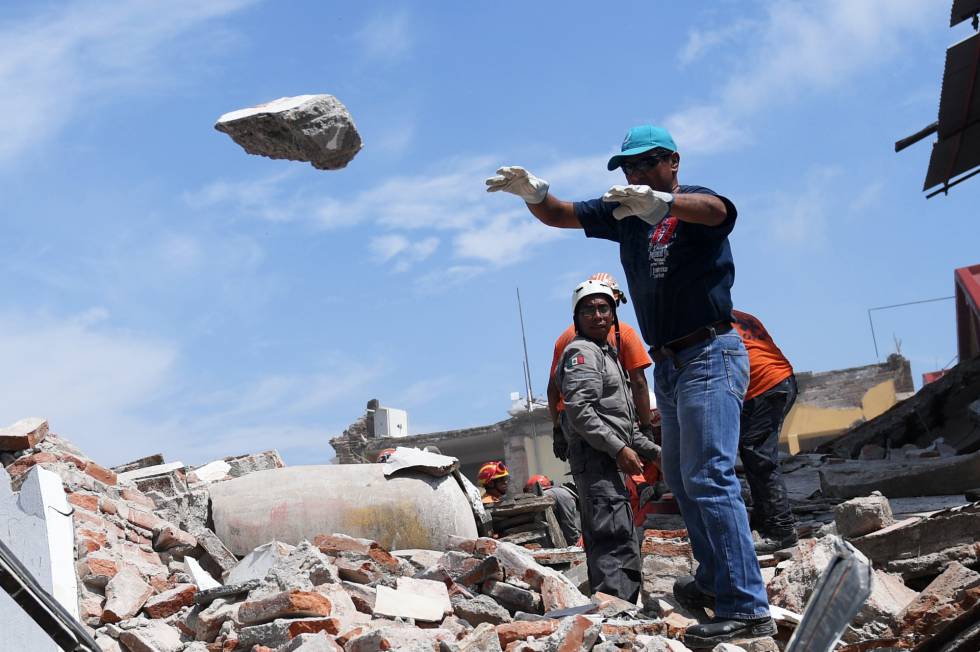 Expertos esperan un impulso económico en México cuando inicien trabajos de reconstrucción