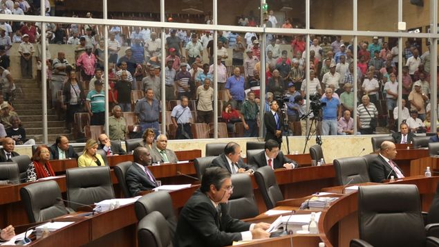 Asamblea aprueba en segundo debate proyecto que ordena pago de décimos adeudados